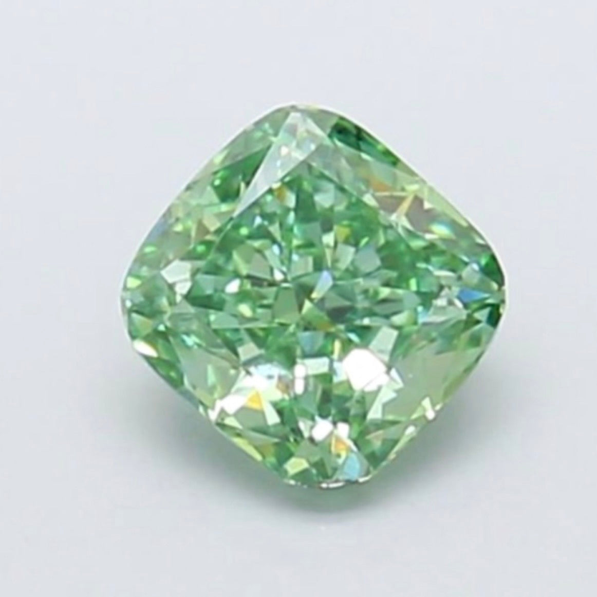 igi certified fancy vivid green cushion cut lab grown diamond